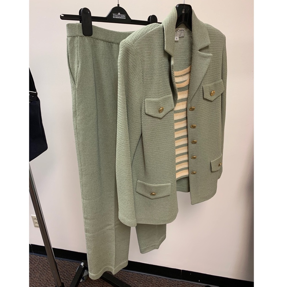 St. John - Green Blazer, Pants, Shell Set